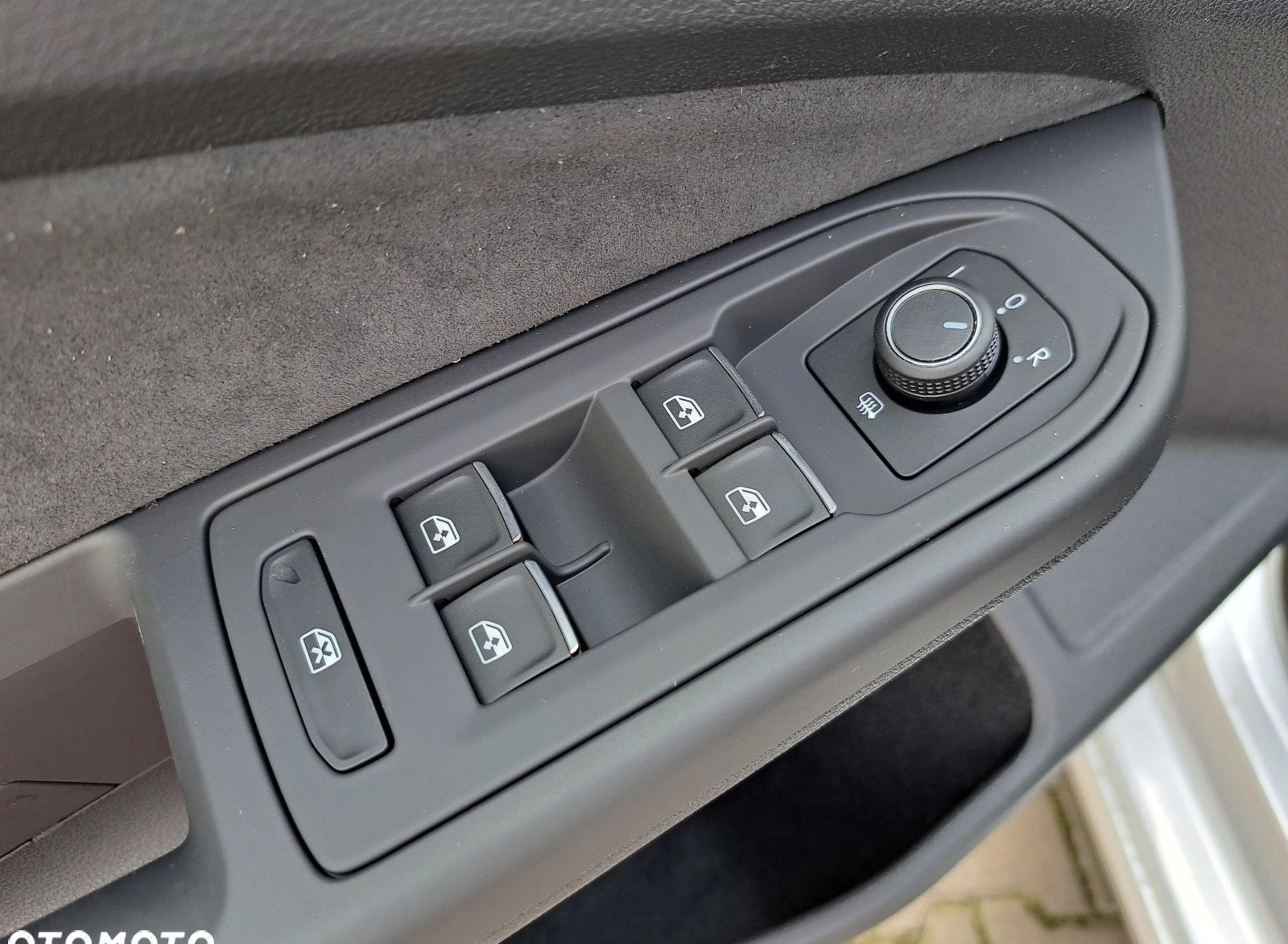 Volkswagen Golf cena 156000 przebieg: 1, rok produkcji 2024 z Chocianów małe 781